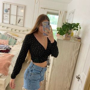 Brandy Melville Dainty Flower Print Wrap Top